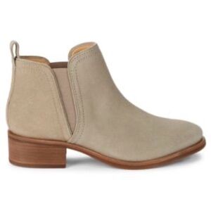 Lucky Brand Pogan Chelsea boots in a light beige or "driftwood" suede size 5.5